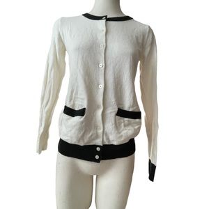 Old navy button down LS sweater Size XS